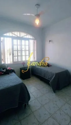Imagem Sobrado em Capão Novo, com 06 dormitórios sendo duas suítes