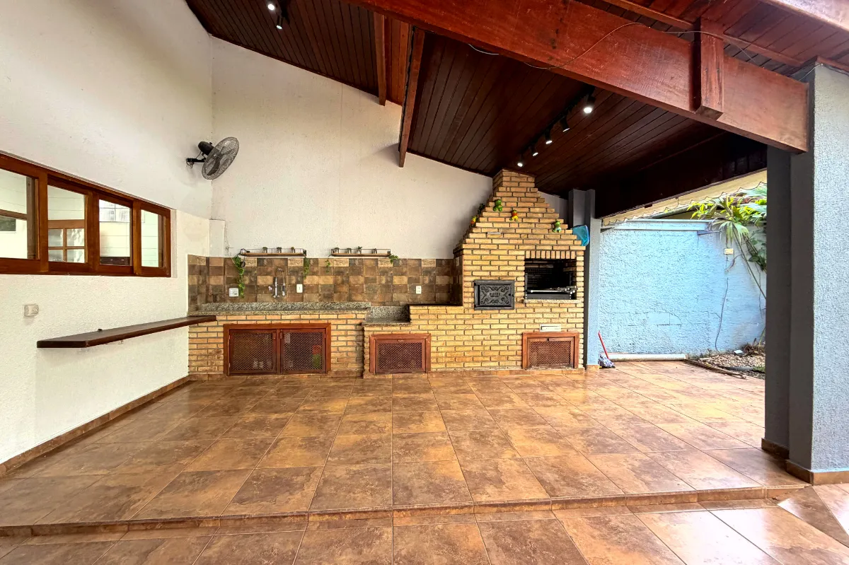 Imagem Casa para venda em Represa com 3 quartos, sendo 1 suíte, 181m2