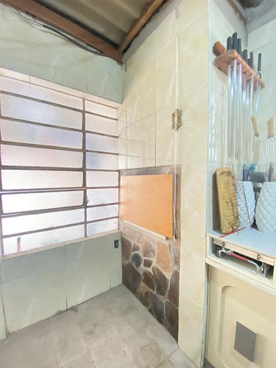 Imagem Casa 4 dormitórios I vaga 8 carros I Bairro Camaquã