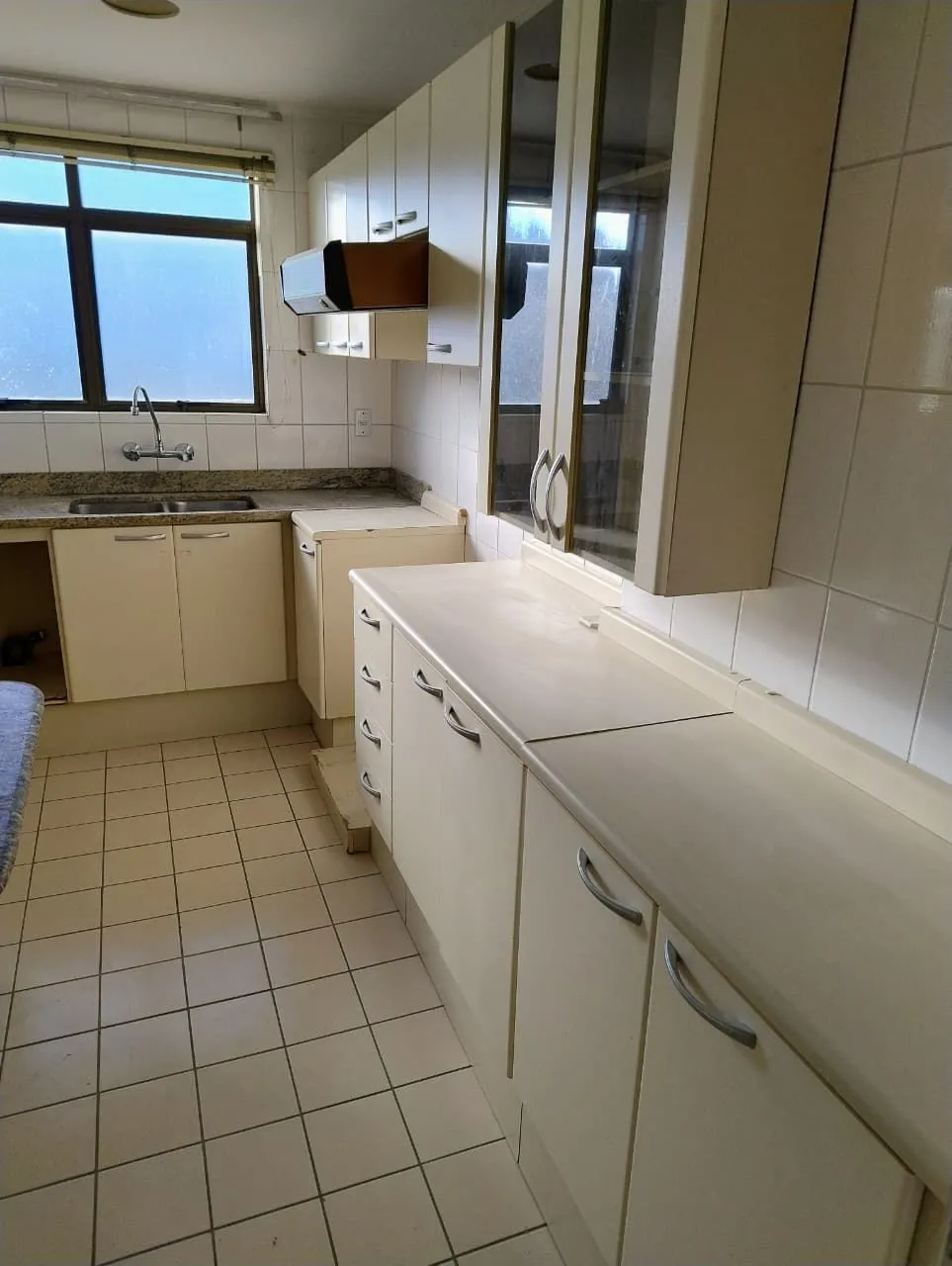 Imagem Apartamento 2 quartos, sacada com churrasqueira e garagem no bairro Cidade Baix