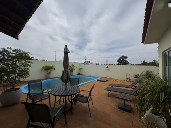 Imagem Casa a venda no Santa Bárbara Resort Residence