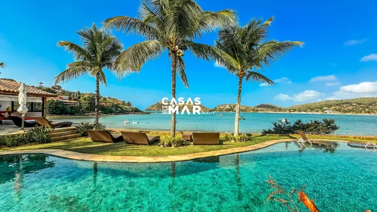 Imagem Casa Frente Mar para Temporada em Armação dos Búzios / RJ no bairro Ferradura