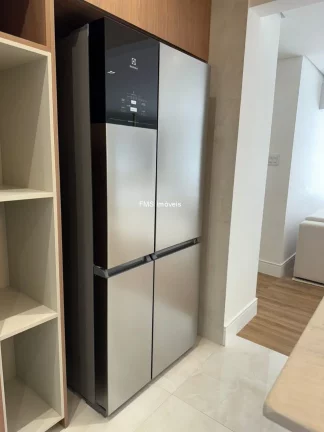 Imagem Apartamento à venda no Itaim Bibi com 2 quartos, 1 suíte, 1 sala, 3 banheiros, 1 vaga, 150m² de área!