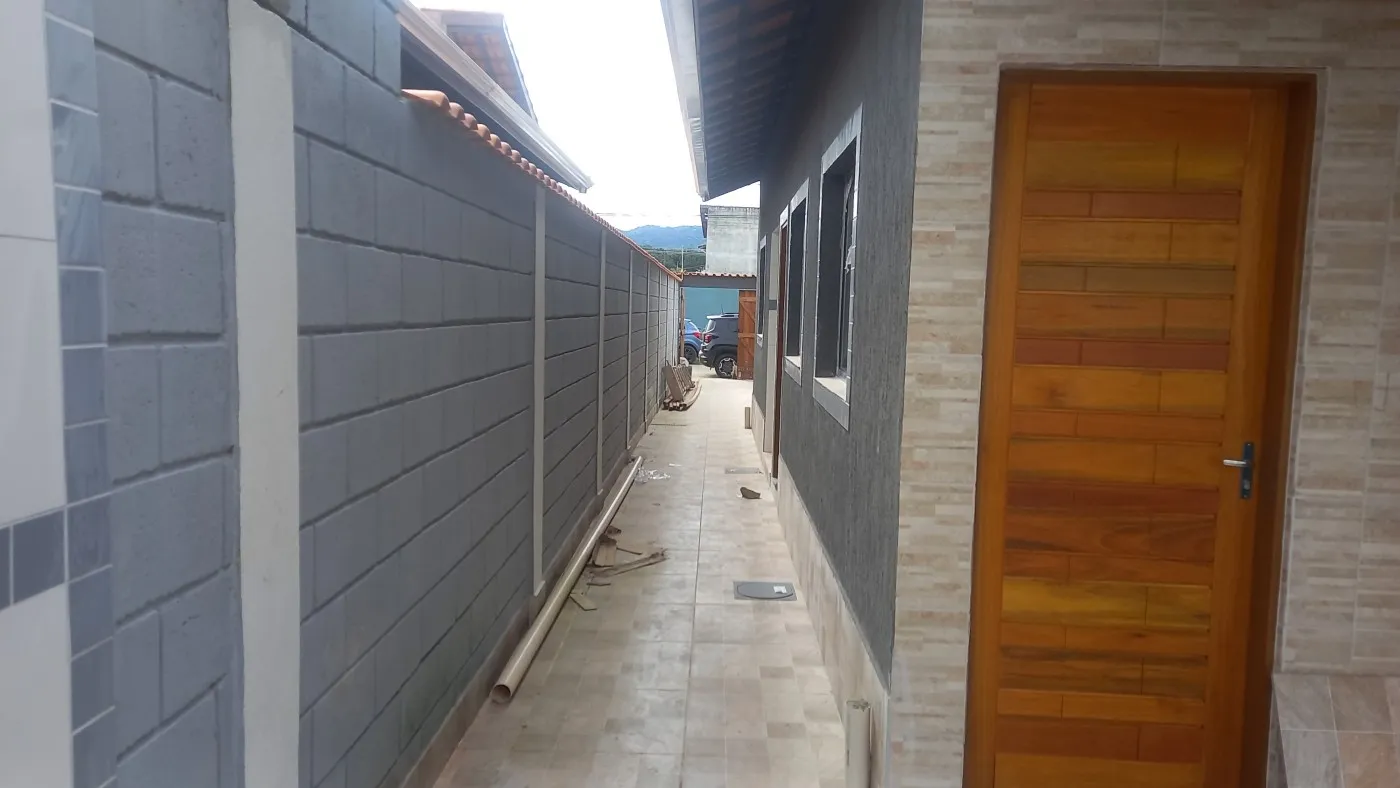 Imagem Casa para Venda em Itanhaém, Nossa Senhora do Sion, 2 dormitórios, 1 suíte, 1 banheiro, 2 vagas