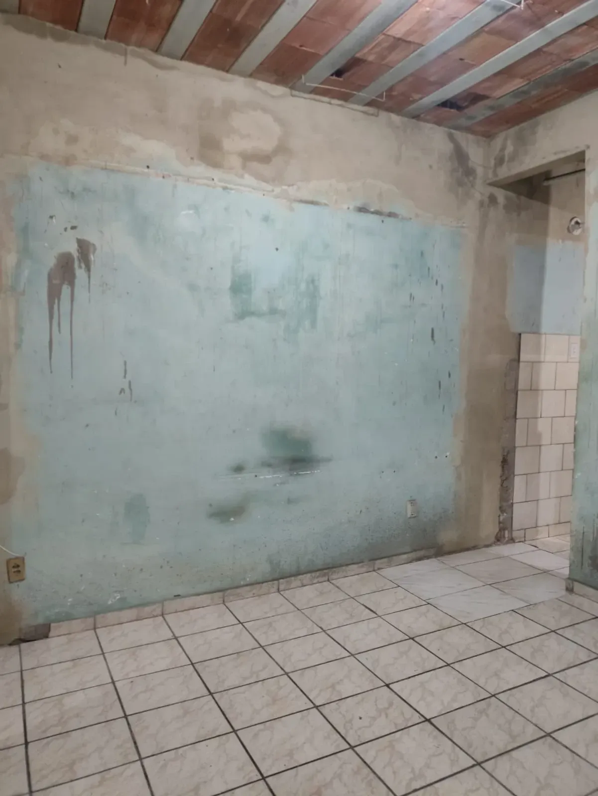 Imagem Casa com 1 Quarto à Venda, 85 m² em Ricardo de Albuquerque - Rio de Janeiro