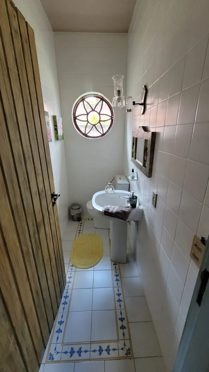 Imagem Casa para Locação 5 Quartos, 3 Suites, 3 Vagas, 350M², Bela Vista, Pindamonhangaba - SP