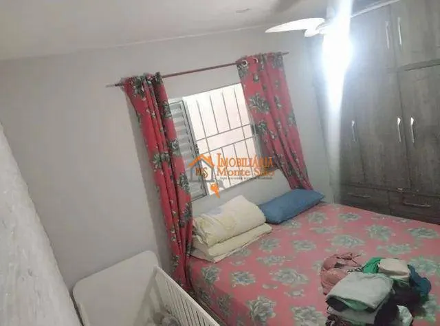 Imagem Casa com 3 dormitórios à venda, 180 m² por R$ 450.000,00 - Jardim Jovaia - Guarulhos/SP
