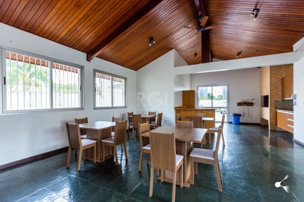 Imagem Apartamento para Venda - 56m², 2 dormitórios, 1 vaga - Glória