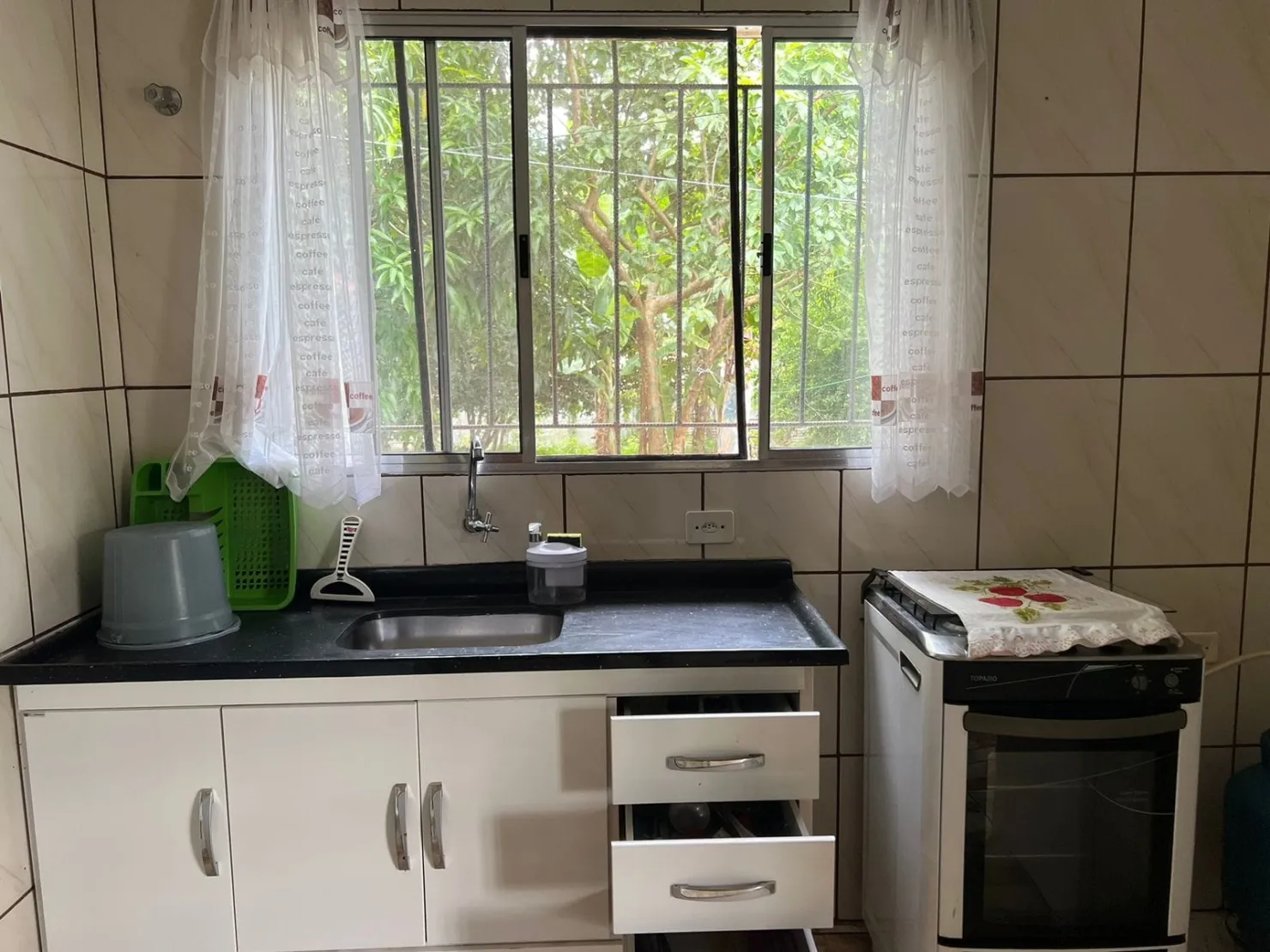 Imagem Casa à venda 3 Quartos, 1 Suite, 2 Vagas, 1200M², Jardim Santa Cecília, Pindamonhangaba - SP