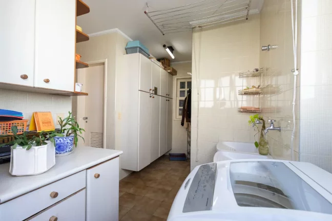 Imagem Apartamento à venda em São Paulo, Campo Belo, com 4 quartos, 255m2