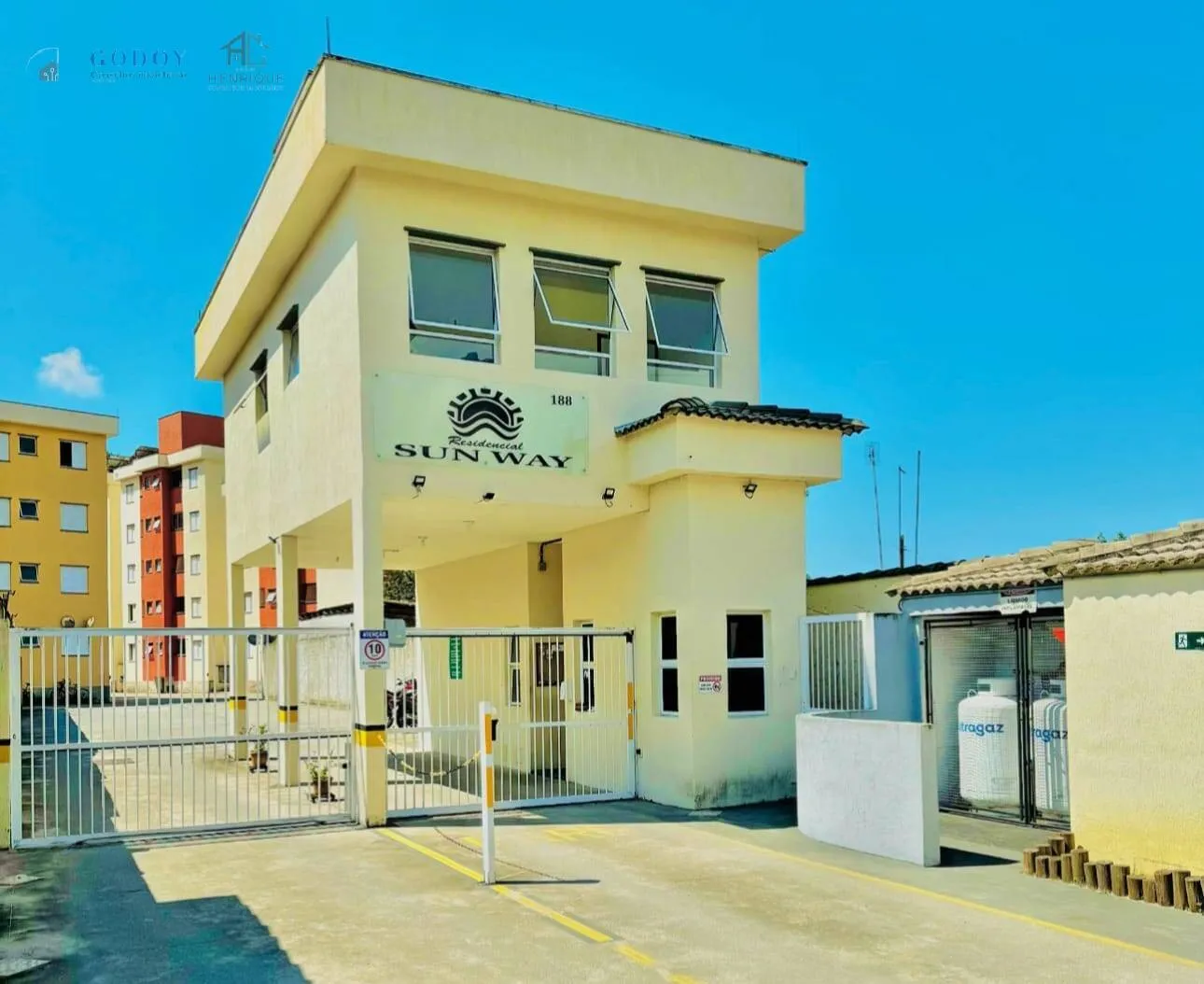 Imagem Apartamento 2 Quartos em Condomínio com Piscina - Pronto para Morar