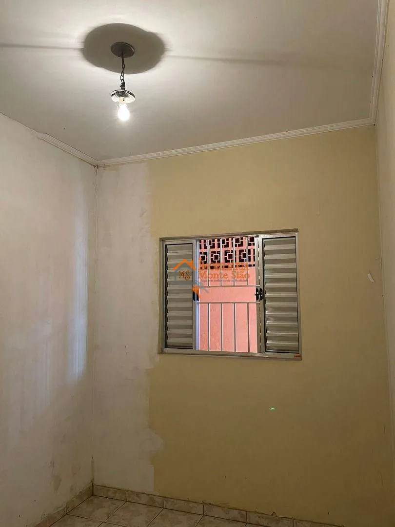 Imagem Casa com 3 dormitórios à venda, 200 m² por R$ 405.000,00 - Jardim Divinolândia - Guarulhos/SP