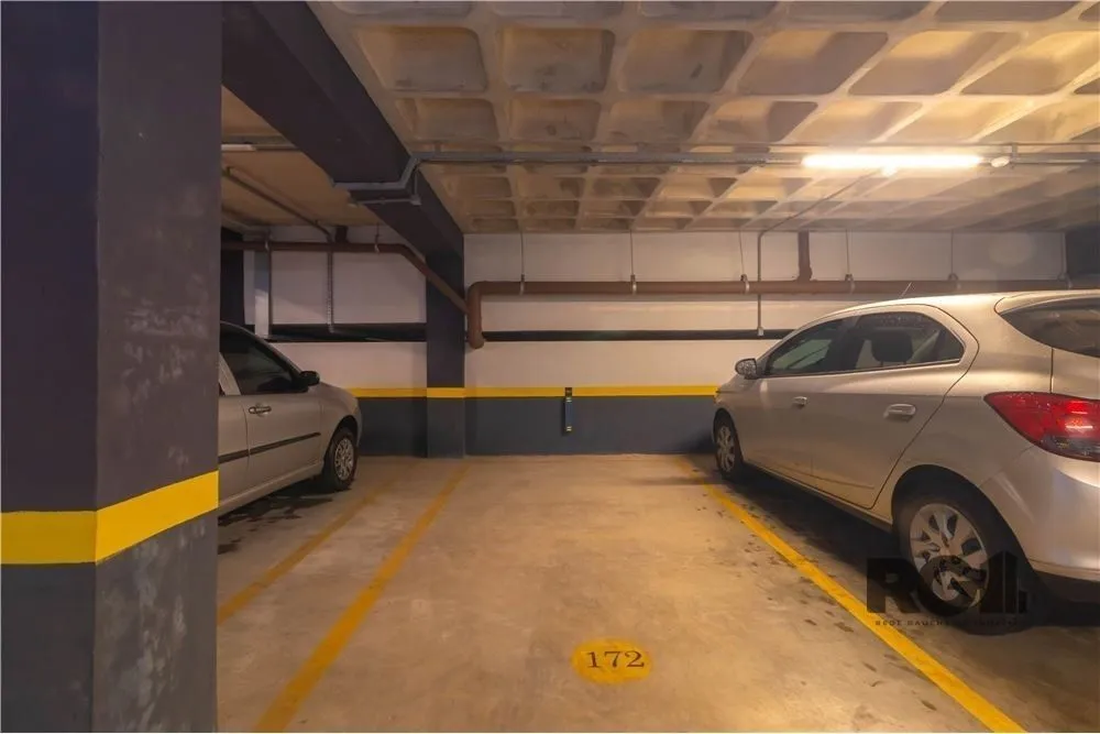 Imagem Sala comercial com 36,7 m² de área privativa e 1 vaga(s) de garagem. Localizado na Rua/Av. Doutor Nilo Peçanha, no bairro Bela Vista em Porto Alegre.