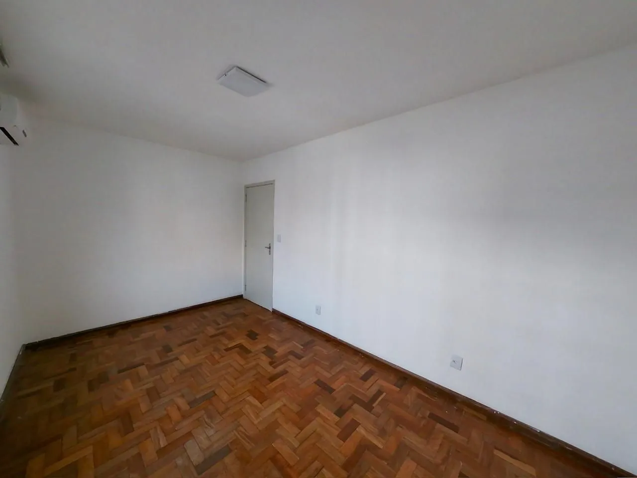 Imagem More na Cidade Baixa, a poucos passos da Redenção