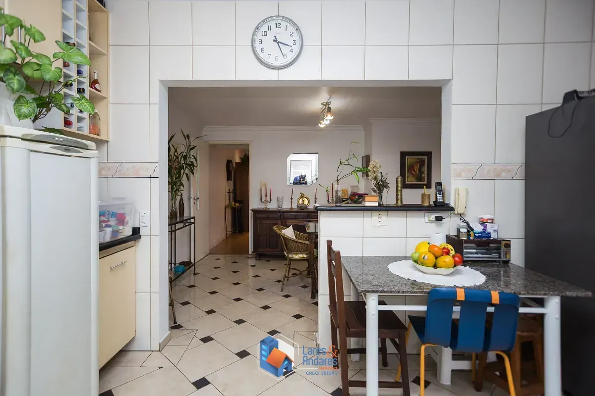 Imagem Casa para venda em Campo Belo com 3 quartos, sendo 1 suíte, 220m²