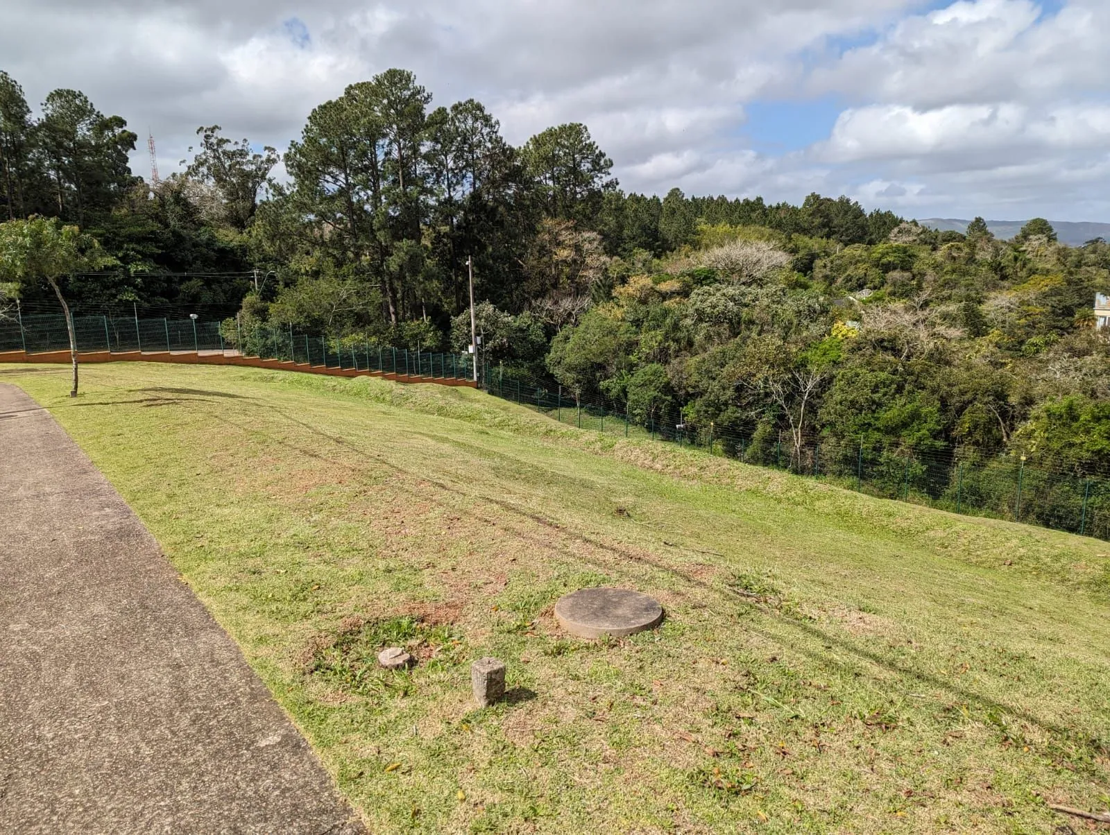 Imagem Lote em Condomínio Fechado