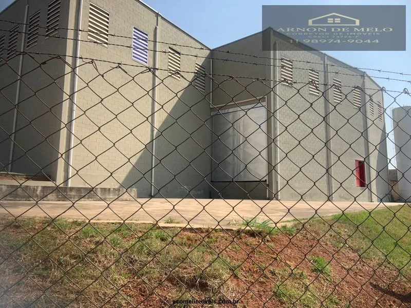 Imagem Galpões para locação em Santana de Parnaiba no bairro Jardim Santa Marta Fazendinha