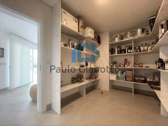 Imagem Mansão Imponente e Impecável à venda na Granja Viana