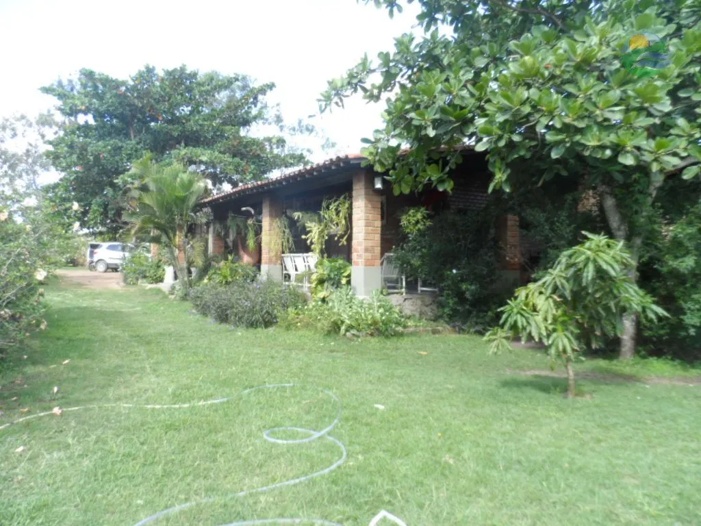 Imagem Chácara com casa de 6 quartos, 3000m2, à venda, Loteamento Santana, em Gravatá.