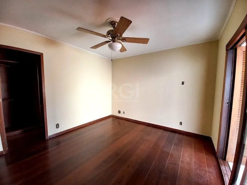 Imagem Casa para Venda - 224m², 3 dormitórios, sendo 1 suites, 3 vagas - Santana