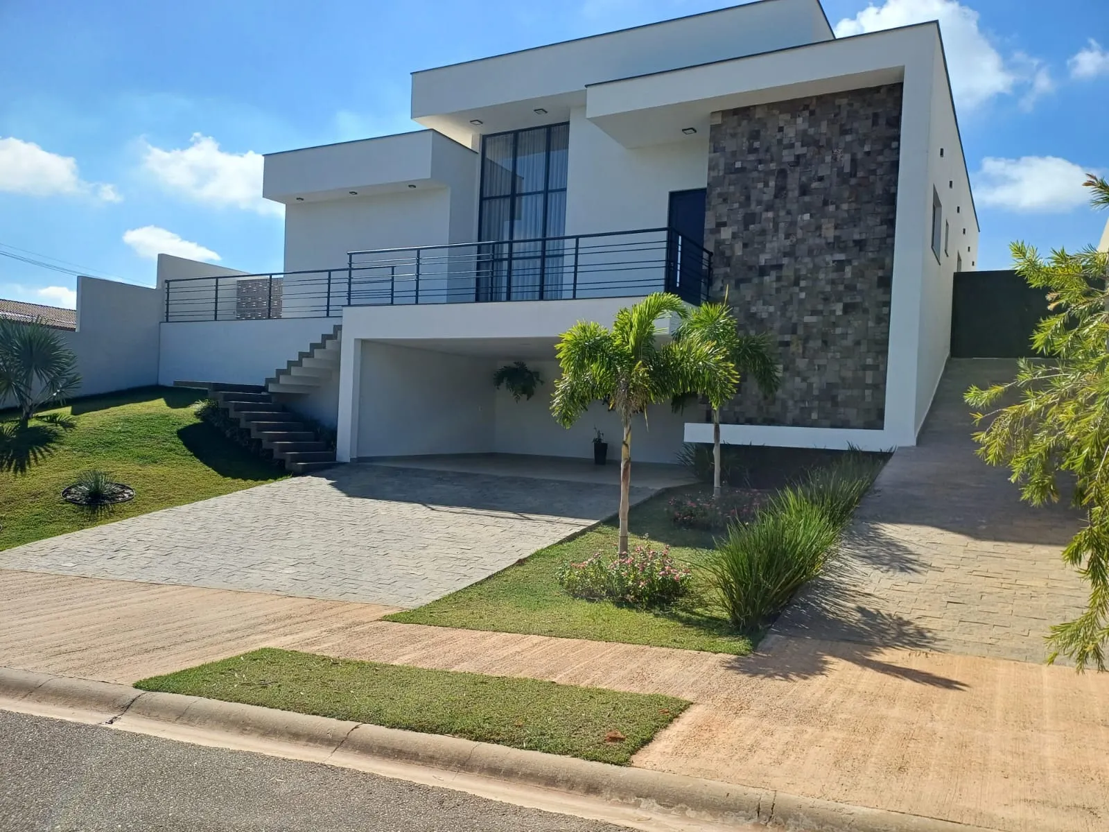 Imagem Sobrado com 3 suítes à Venda - Fazenda Jequitibá, Sorocaba - SP