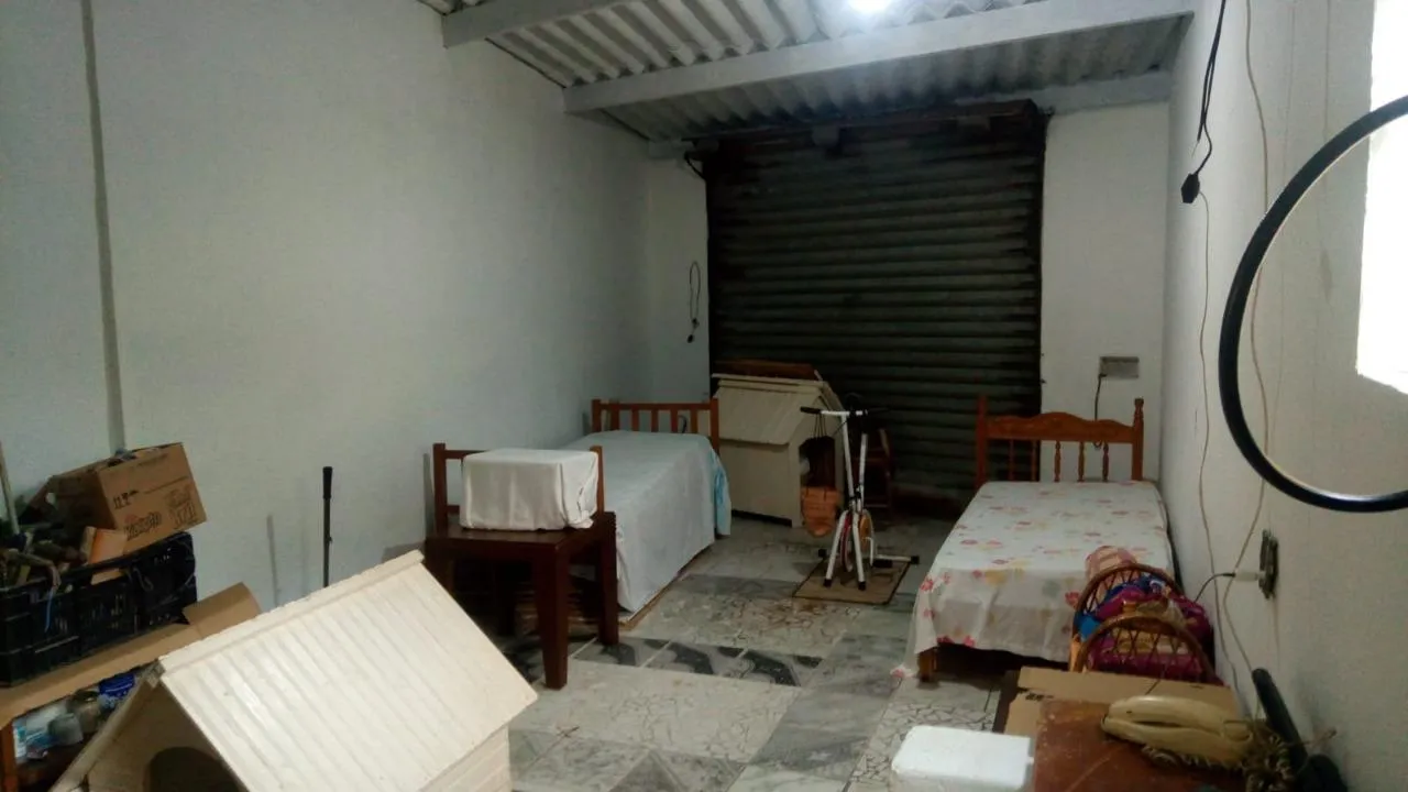 Imagem Casa para Venda em Praia Grande, Vila Caiçara, 2 dormitórios, 1 suíte, 2 banheiros, 5 vagas