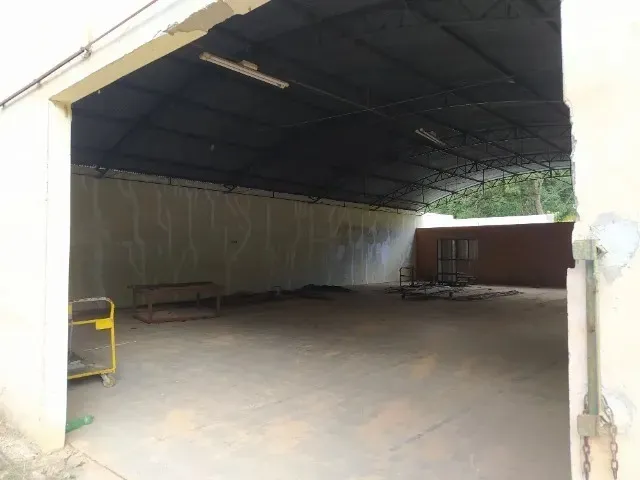 Imagem Galpão de 2200m² com Casa Acoplada Localizada em Mairinque!