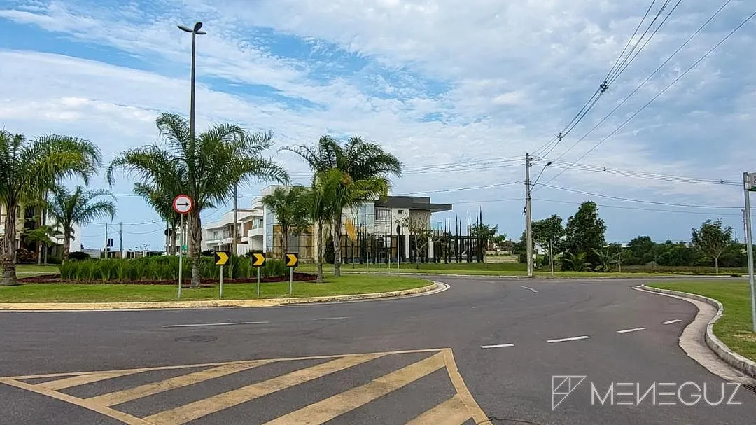 Imagem Terreno a venda no condomínio Jardins de Veneza em Vila Velha