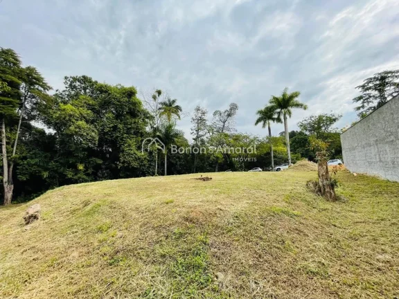 Imagem Excelente oportunidade! Terreno de 889 m², praticamente plano, com um leve declive nos fundos e uma...