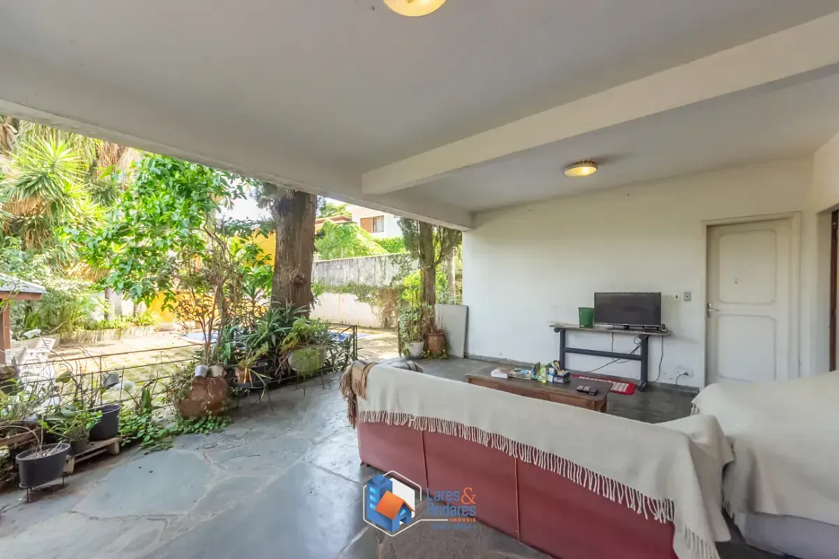 Imagem Casa para venda em Campo Belo com 5 quartos, sendo 4 suítes, 369m²