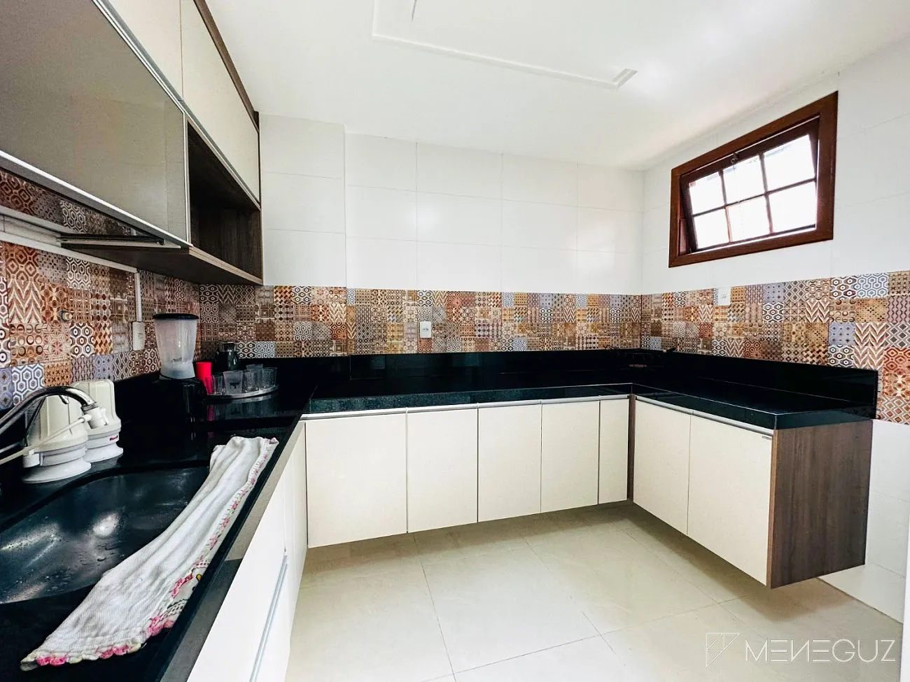 Imagem Localização Privilegiada: Sua Casa na Praia do Morro, Guarapari