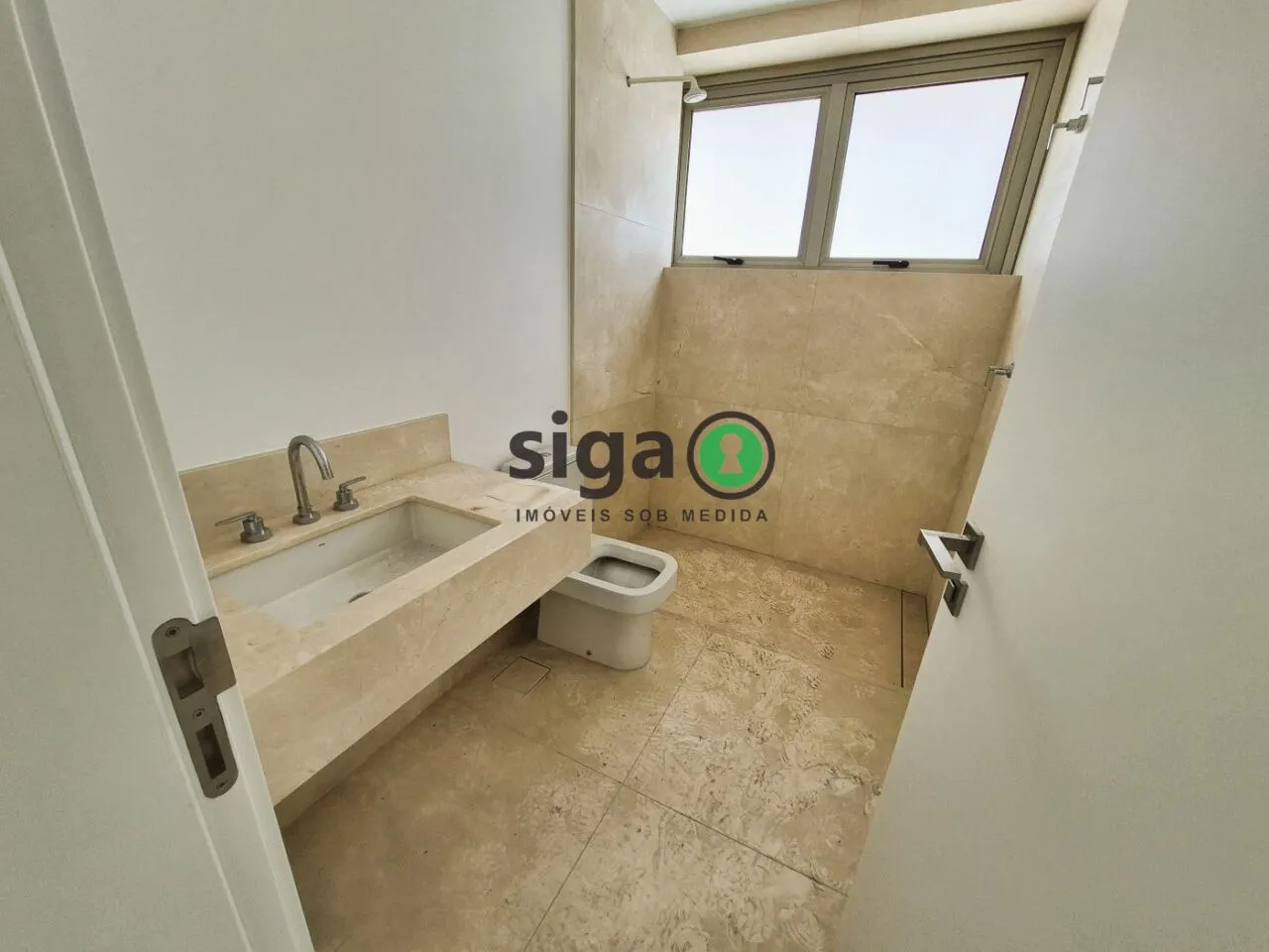 Imagem Apartamento a venda no Itaim Bibi com 3 quartos