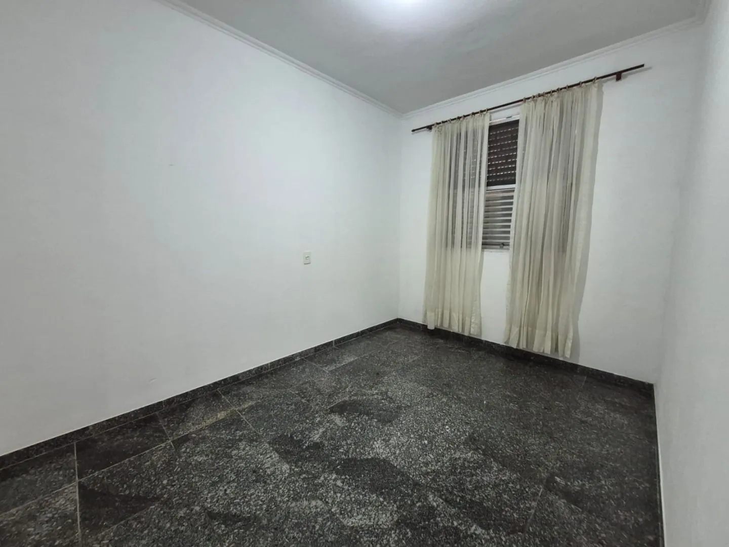 Imagem Apartamento com 1 dormitório para alugar, 35 m² por R$ 1.900,00/mês - Canto do Forte - Praia Grande/SP