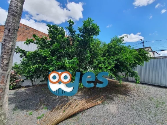 Imagem Casa na Santa Mônica com grande área