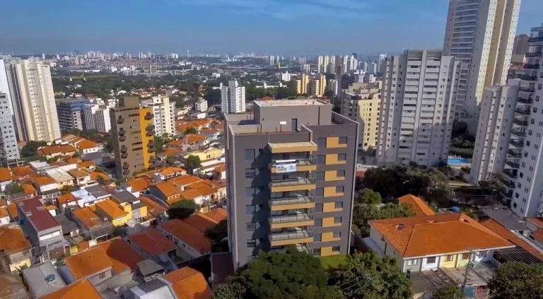 Imagem Apartamento à Venda no Alto de Pinheiros Com 3 Dormitórios e 2 Vagas
