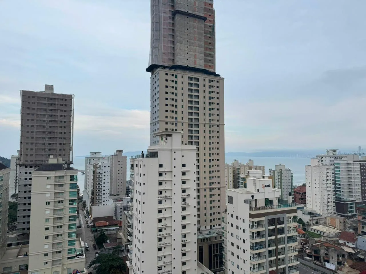 Imagem Apartamento à venda com 92.9m2 por R$ 1.600.384,00