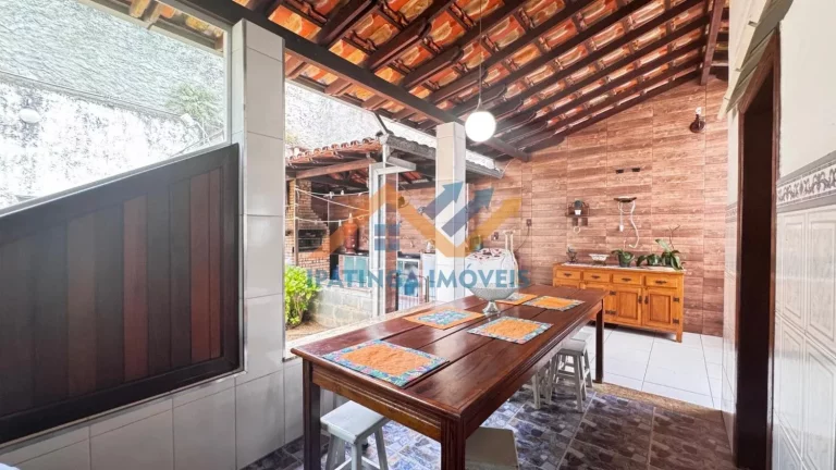 Imagem Casa duplex a venda em bairro das Águas em Ipatinga super grande de 345m², 3 dormitórios e muito mais.