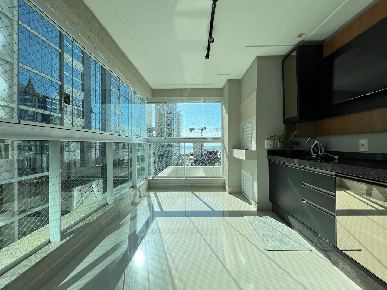 Imagem Apartamento com vista para o mar à venda com 166m2 por R$ 3.200.000,00