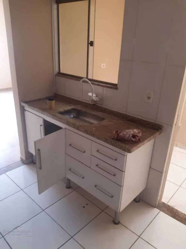 Imagem Sobrado a venda com 3 quartos no bairro São Bento em Poços de Caldas - MG