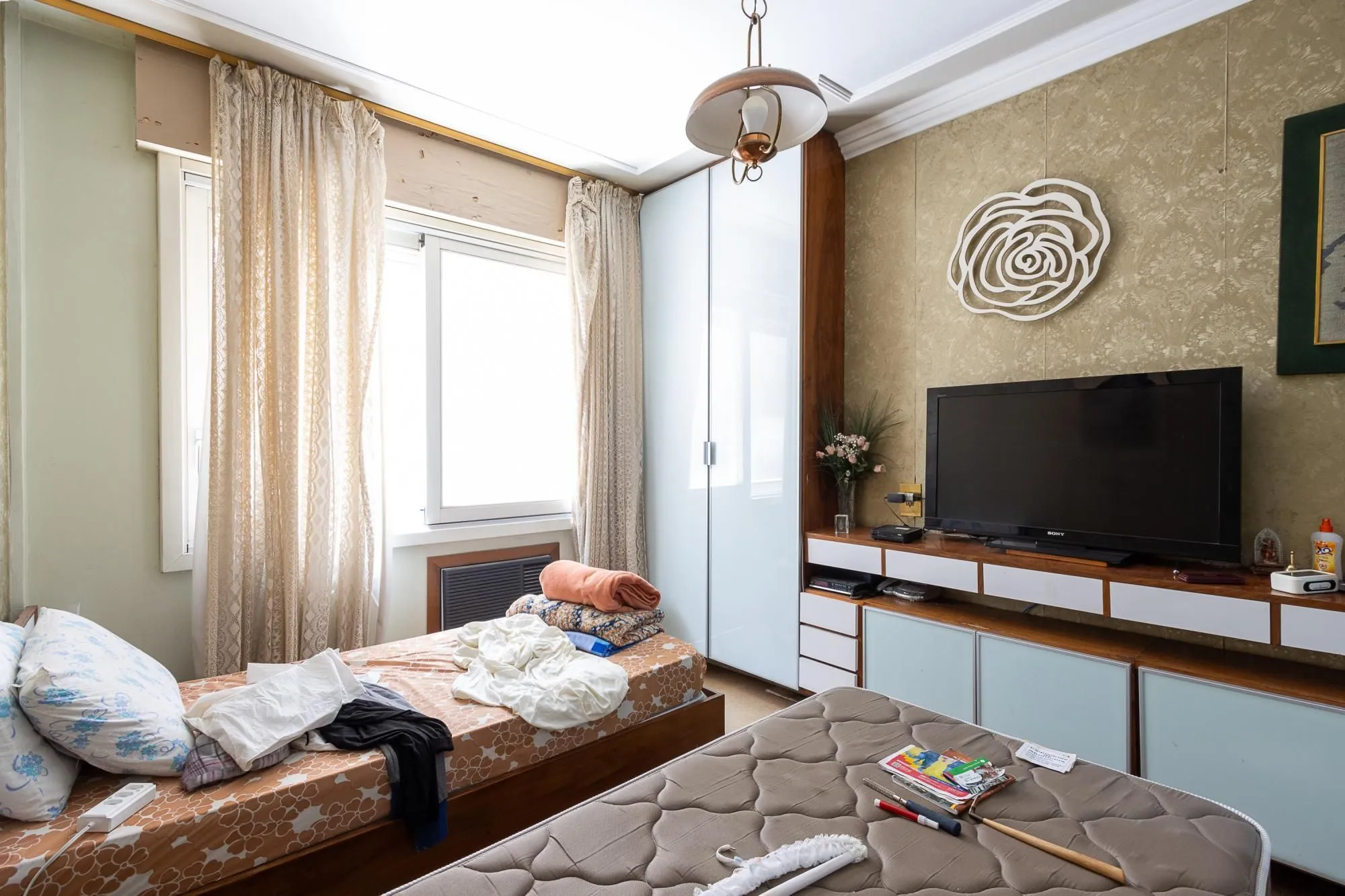 Imagem Apartamento frente à fundos, 3 dormitórios, 1 vaga escriturada - Centro Histórico