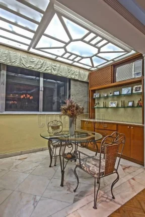 Imagem Copacabana - Residencial › Apartamento com 4 quarto(s) a Venda