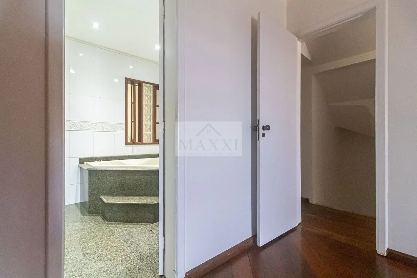 Imagem Condominio Terral - Casa à Venda no Condomínio Terral PASSANDO POR REFORMA
