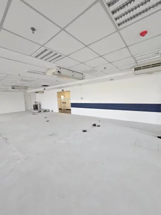Imagem Andar Comercial com 6 vagas de garagem na Vila Congonhas, SP - 241,11 m² de área!
