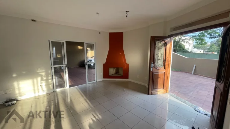 Imagem Casa de Condomínio em Granja Viana - Cotia