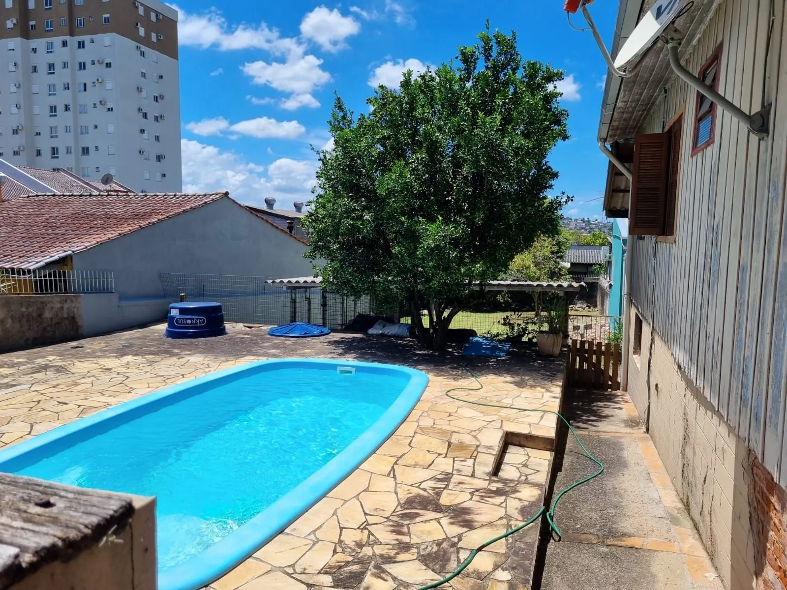 Imagem Casa / terreno 841,69 M² churrasqueira e piscina. Bairro Canudos, Novo Hamburgo