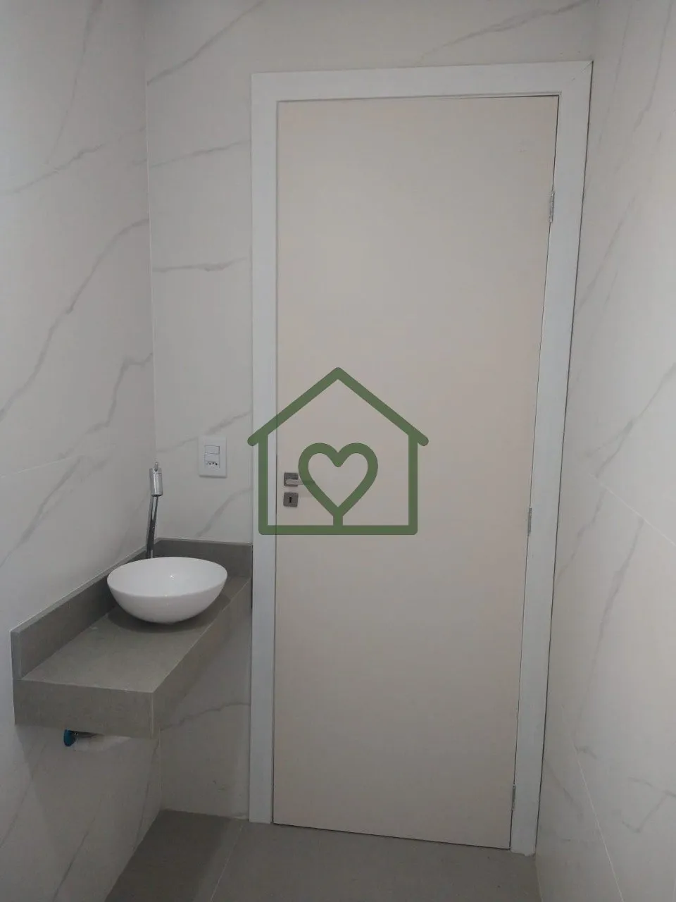 Imagem Lindo loft com pátio aberto, totalmente reformado e com ótima área externa. O imóvel conta com s...
