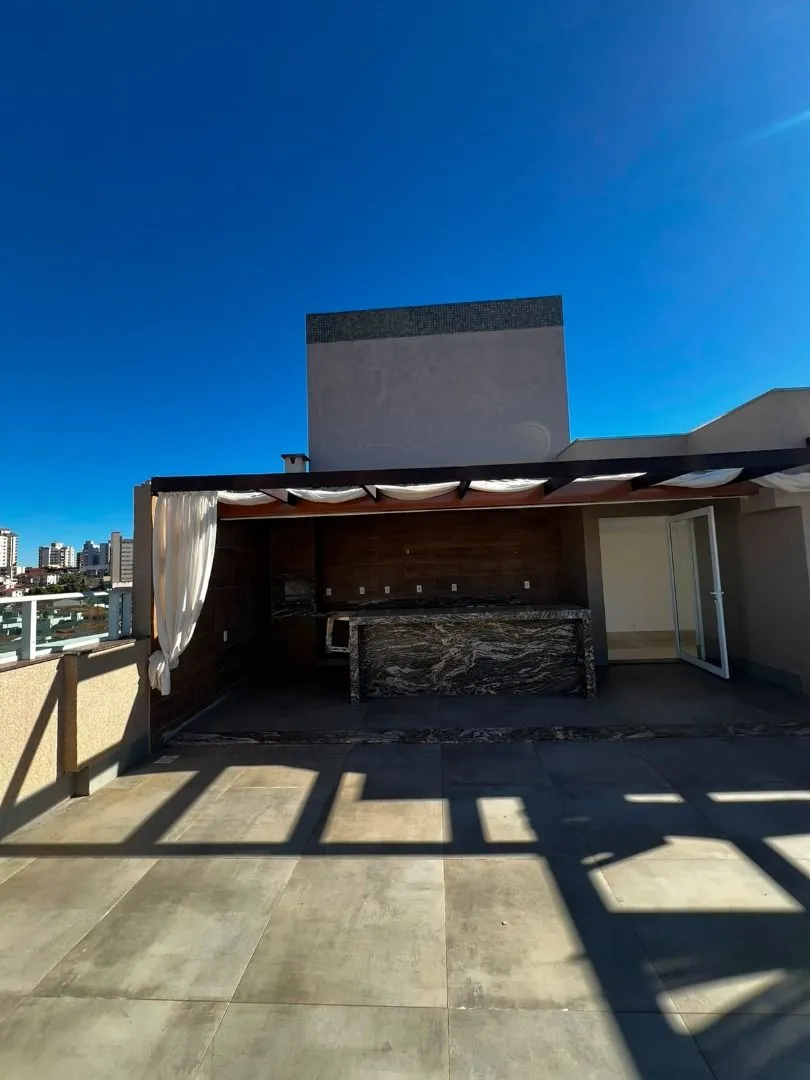 Imagem Cobertura com 4 dormitórios à venda, 180 m² por R$ 890.000,00 - Cidade Jardim - Patos de Minas/MG