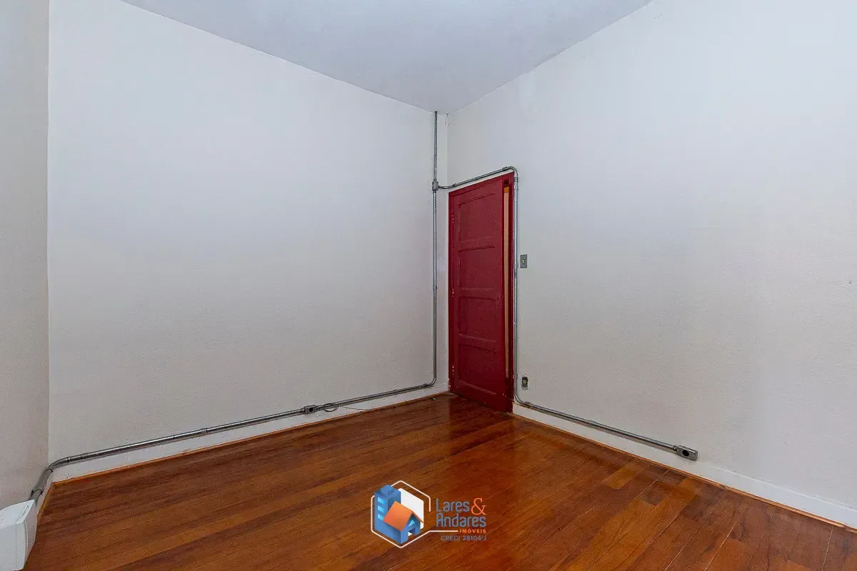 Imagem Casa para venda em Pinheiros com 2 quartos, 100m²