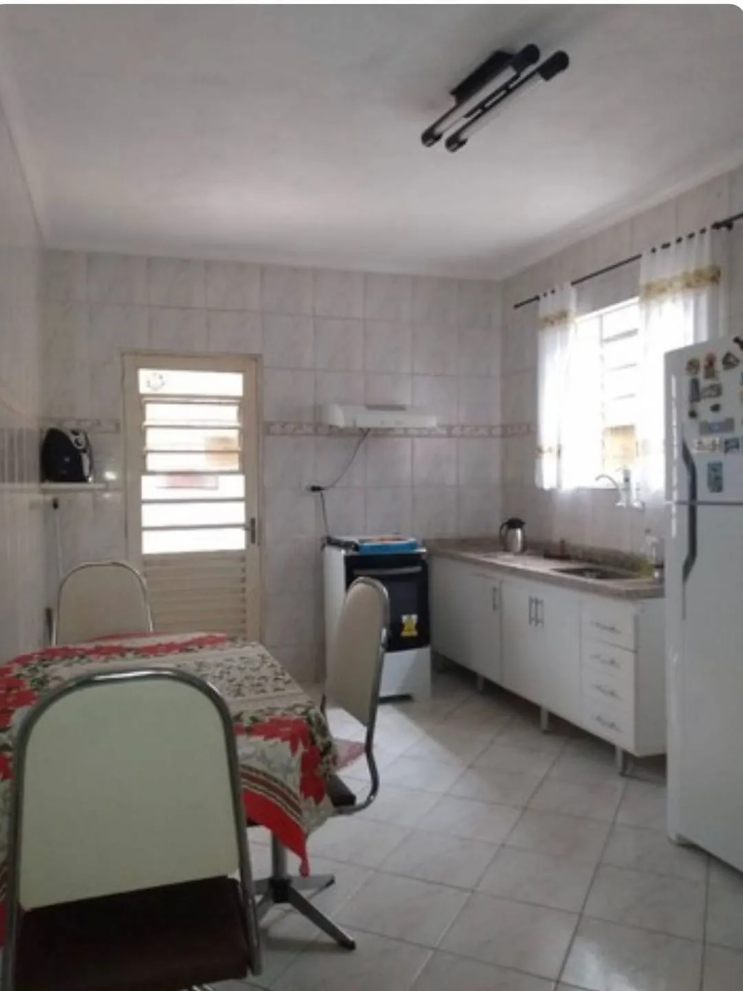 Foto do imóvel Casa à venda 4 Quartos, 1 Suite, 103M², Parque São Cristóvão, Taubaté - SP