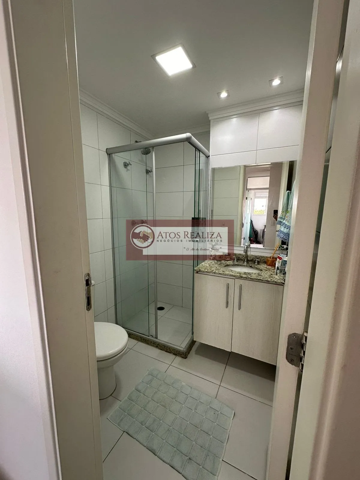 Imagem Vendo Oportunidade em Jabaquara. Apartamento 54m2, com 2 Dormitorios, 1 Suíte, 2 sala, sacada, Piscina, 1 vaga de garagem, R$: 485.000 Valor de oportunidade.